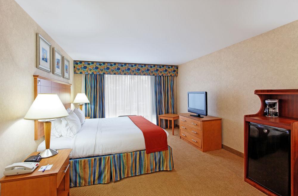 Holiday Inn Express Branford-New Haven By Ihg Exteriör bild